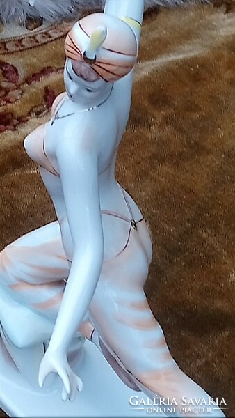 Hollóháza porcelain seraj dancer figure is a rarity, kept in a beautiful flawless display case