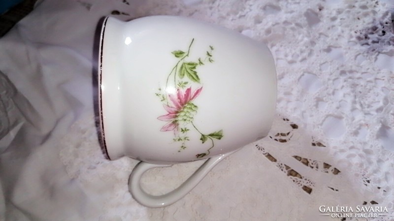 Large, old, floral mug 8 dl!