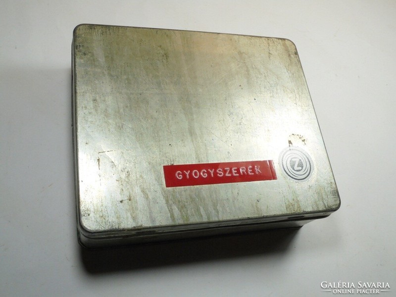 Retro régi gyógyszeres fémdoboz pléh doboz - kb. 1970-es évekből