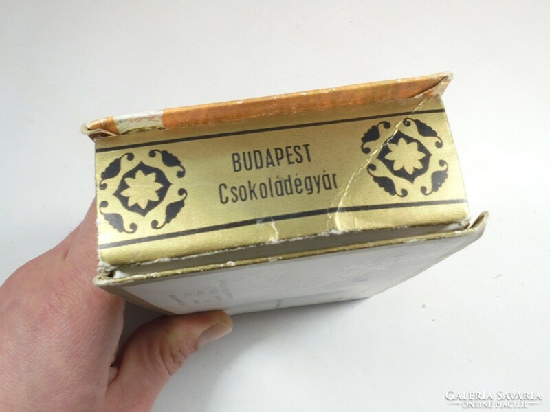 Retro cognac cherry bonbon chocolate paper box-bp. Chocolate Factory Budapest confectionery company - 1983