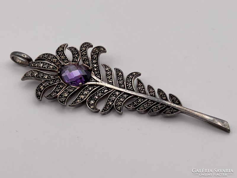 Eredeti Thomas Sabo toll forma medál ametiszt lila fazettált cirkónia kővel, markazitokkal, dobozzal