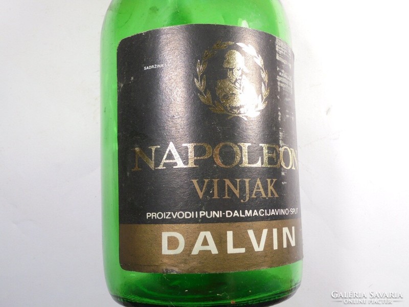 Retro régi papír címkés üveg palack -Napoleon Vinjak konyak Jugoszláv-Szerb ital- 1980-as évek 1 l