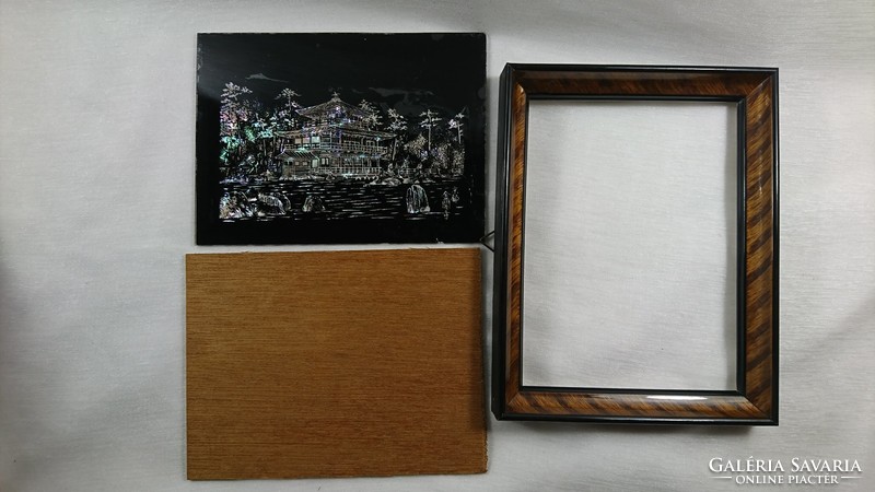 Xx.Szd the first half, pictures taken with an oriental mother-of-pearl inlay, sealed with a layer of lacquer paper on the back
