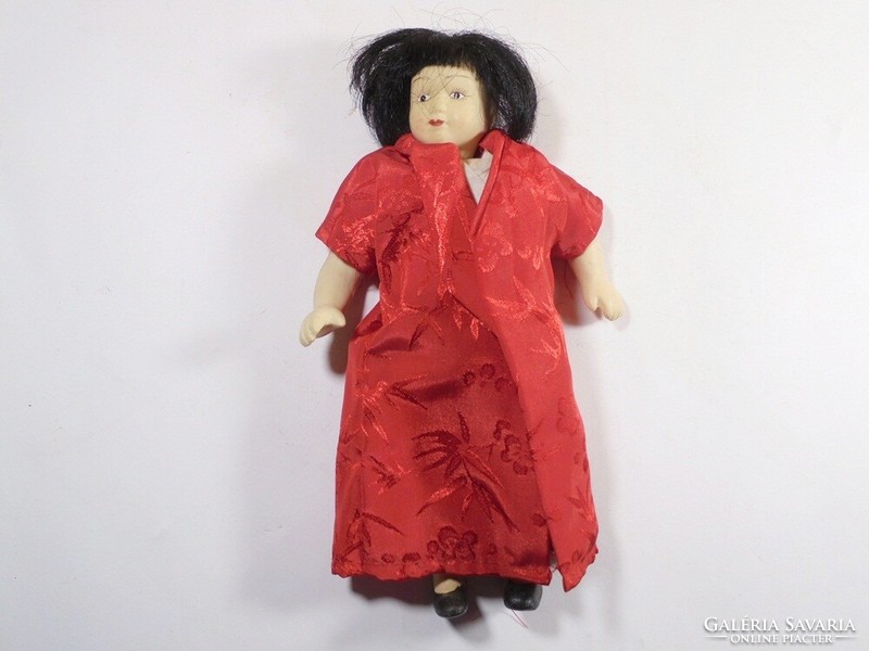 Retro Vintage régi játék porcelán baba népviseletben - Ázsiai - magasság: 22 cm