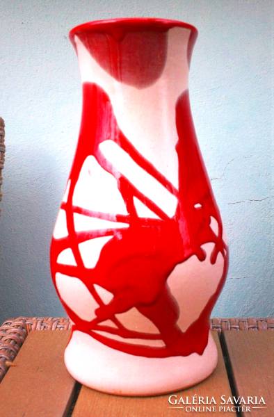 Blood red continuous glazed marked ceramic vase
