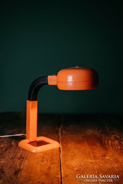 Retro space age design table lamp