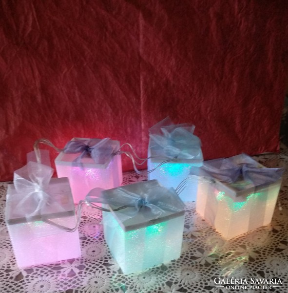 5 db ajándék doboz fényjáték karácsonyi dekor LED es, ajánljon!