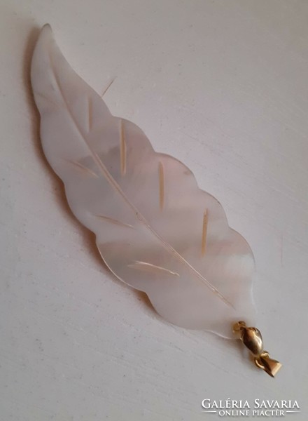 Old, beautiful condition, richly gilded, marked mother-of-pearl pendant in the shape of a leaf