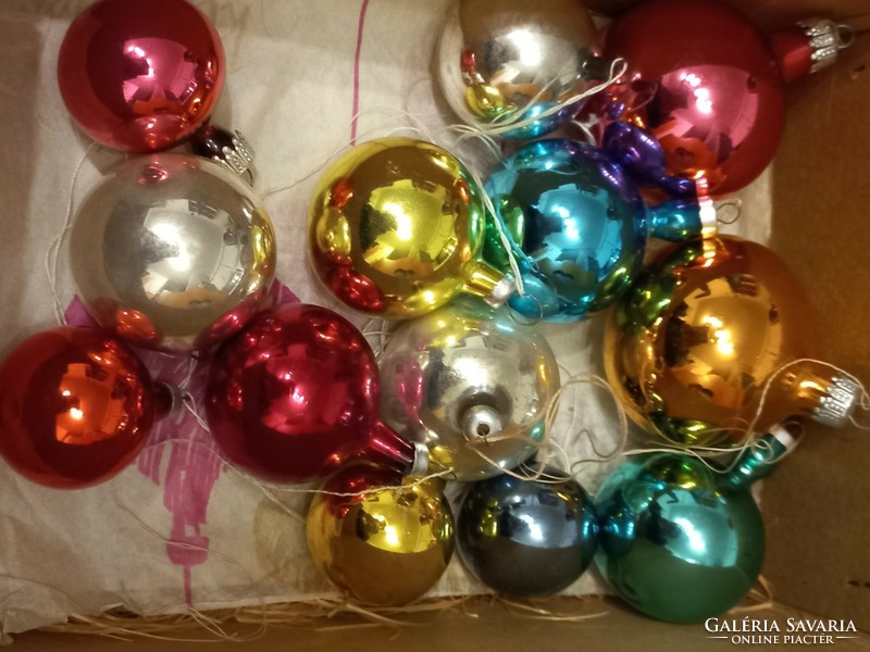 Retro régi karácsonyfa disz 13 db üveggömb több méretben