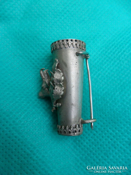 Antique silver hunting hat ornament badge