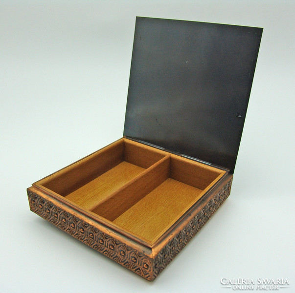 B512 bronze bonbonier cigar box card holder box with wooden inlay - in perfect, beautiful condition