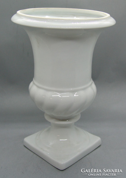 B328 Limoges porcelán serleg váza