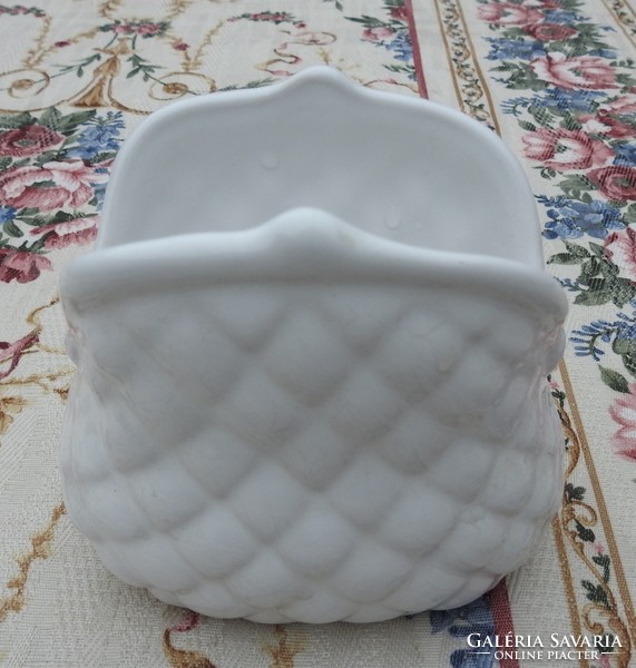 White porcelain purse-shaped vase - centerpiece