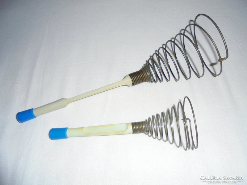 Retro old whisk kitchen tool - 2 pcs - from the 1970s