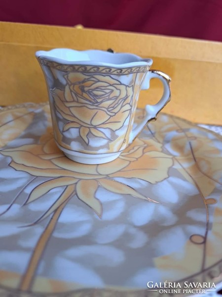 Gyönyörű rózsás kávéskészlet  mokkás készlet dobozában kávés  mokka kávé