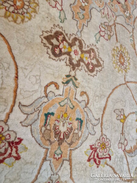 Eredeti iráni selyemkontúros tabriz 204x324 kézi csomózású gyapjú perzsa szőnyeg FF_26