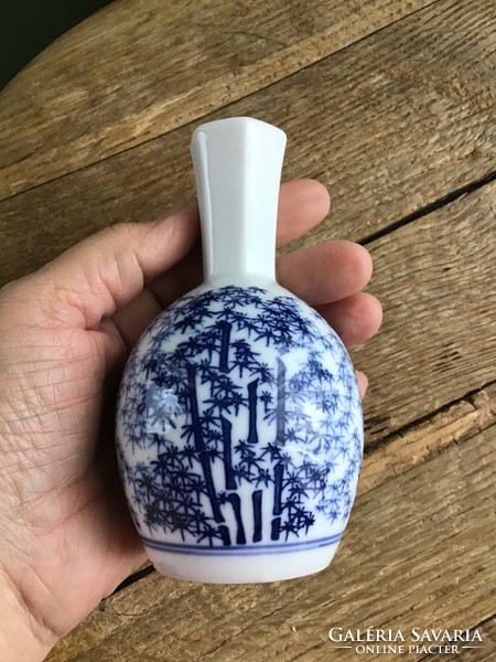 Small oriental porcelain vase