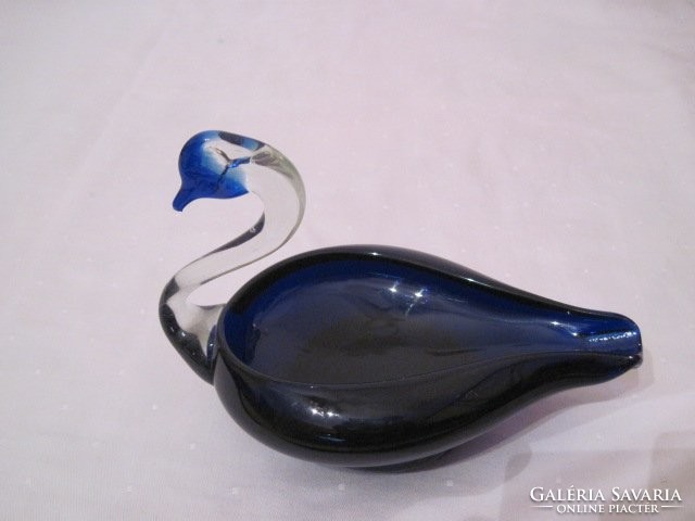 Üveg hattyú formájú hamutál kék színű hamuzó 14 x 11 cm