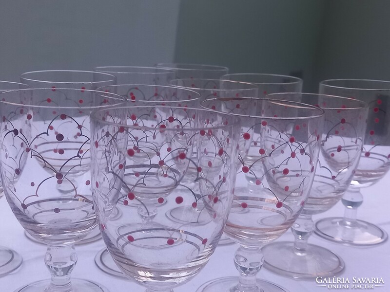 12 midcentury design wine glasses - hand-painted with a polka dot pattern