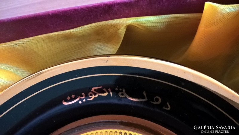 (K) nice small decorative plate made of kuwat