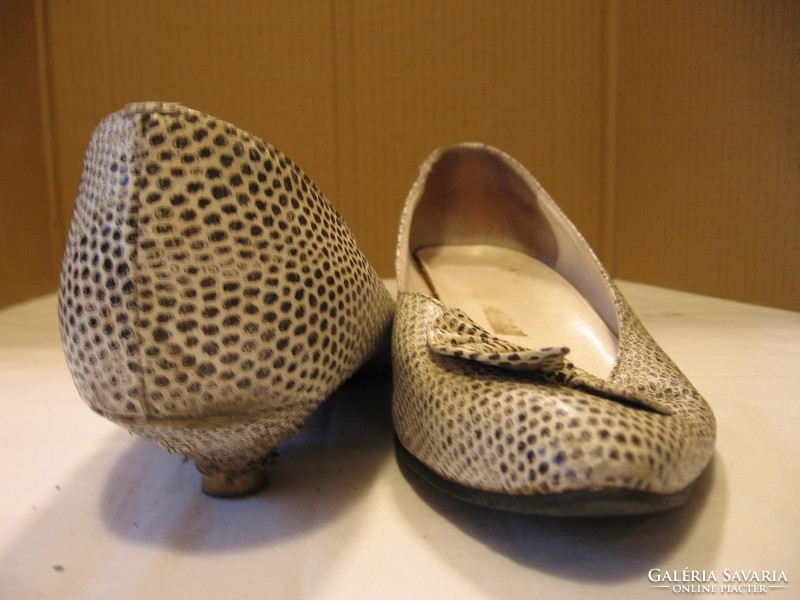Polka dot pretty women's shoes with metal heels