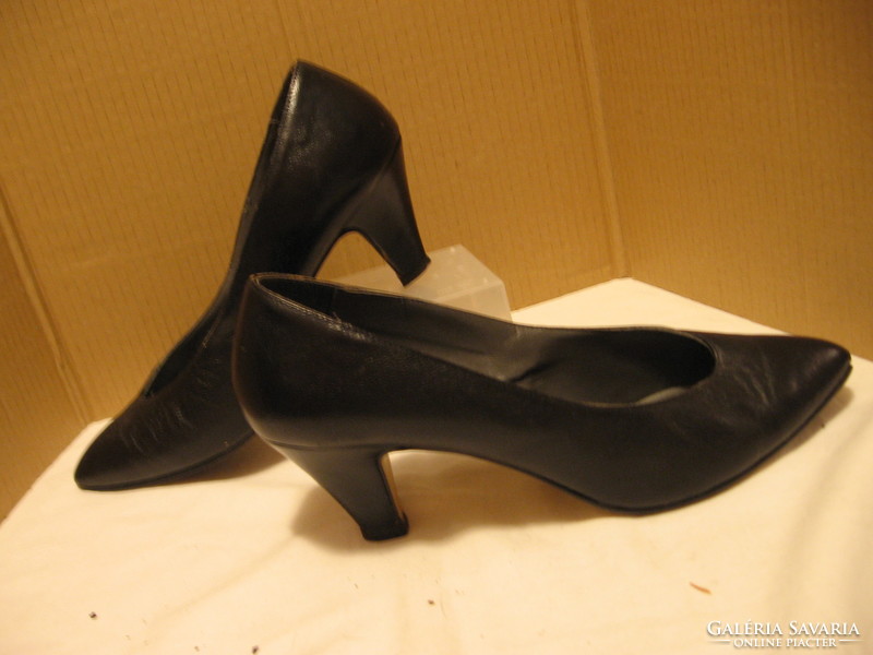 Adretha black nail shoes 7
