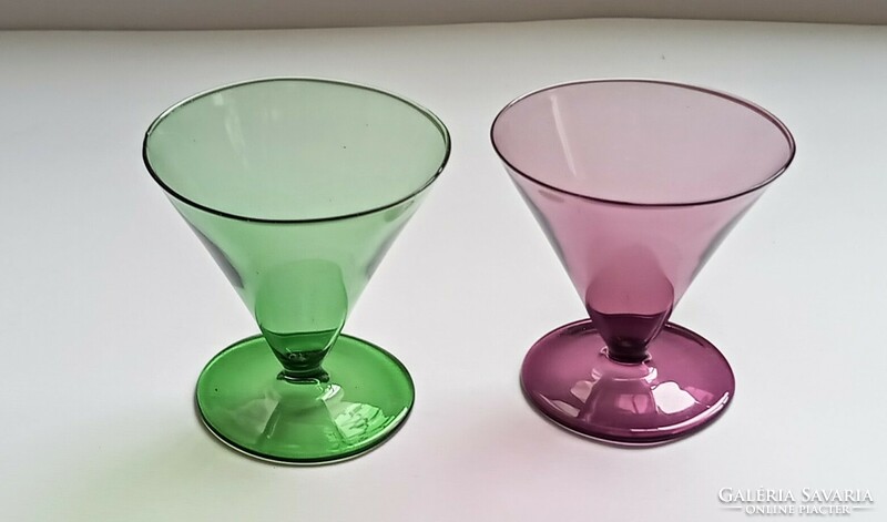 Színes vékony üveg talpas poharak 2db együtt 6x6cm