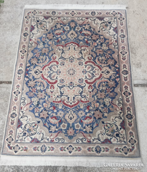 140 x 95 cm kézi csomózású Irani Nain Perzsa szőnyeg eladó