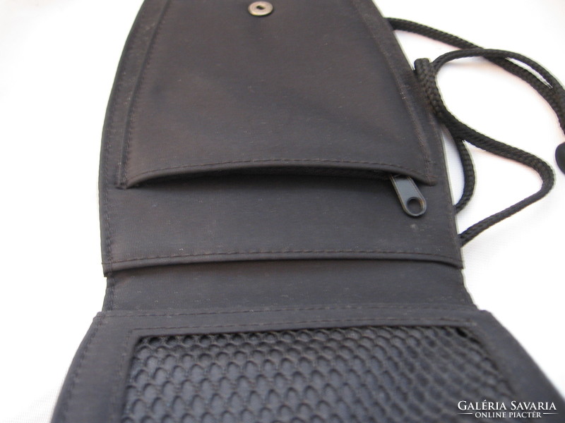 Samsonite fekete kis táska, nyakba akasztós pénztárca