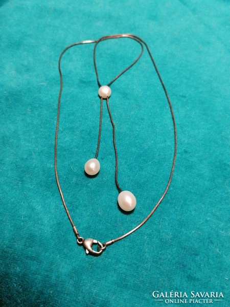 Silver necklace with cultured pearls (656)