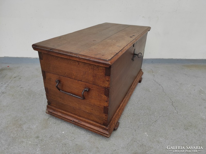 Antique Renaissance baroque furniture heavy hardwood wooden chest with key 18th - 19th century 838