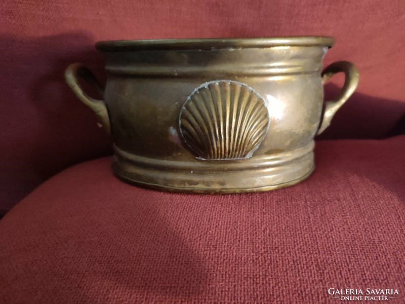 Shell pattern antk copper bowl