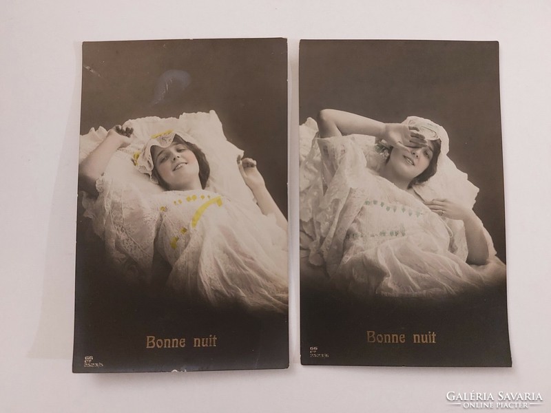 Régi fotó vintage fénykép hölgy éjjeli viseletben 2 db