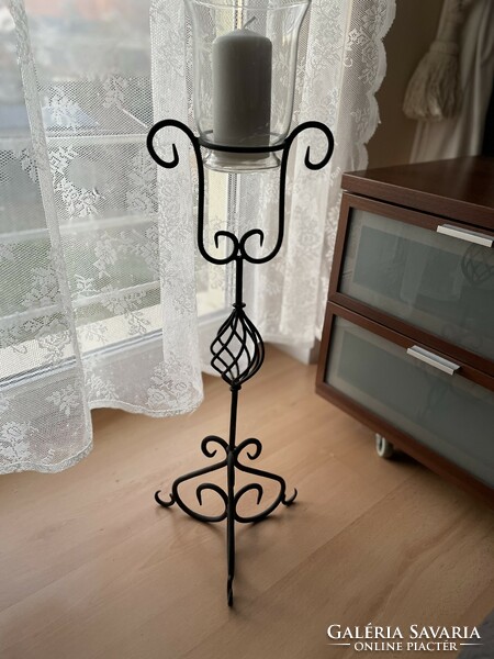 Very nice wrought iron candle holder
