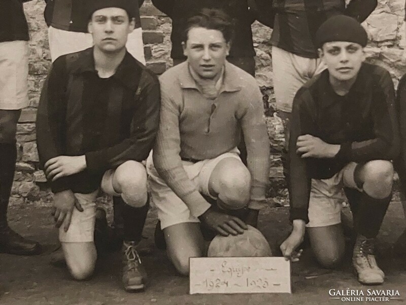 Régi fotó 1924 focicsapat csoportkép vintage fénykép futballcsapat
