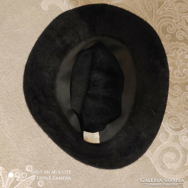 80% Rabbit fur, 10% wool hat cap with rhinestone decoration approx. size 56