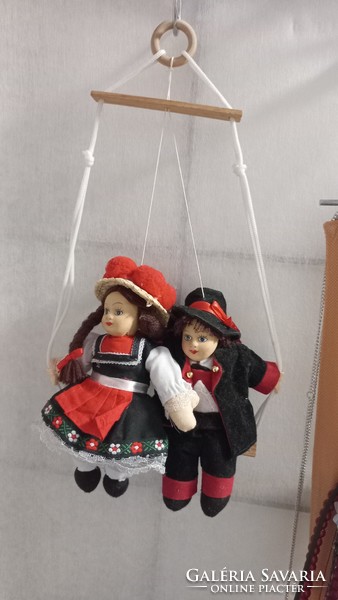 Rocking dolls in folk costume with porcelain heads, 13 cm-13 cm without hats
