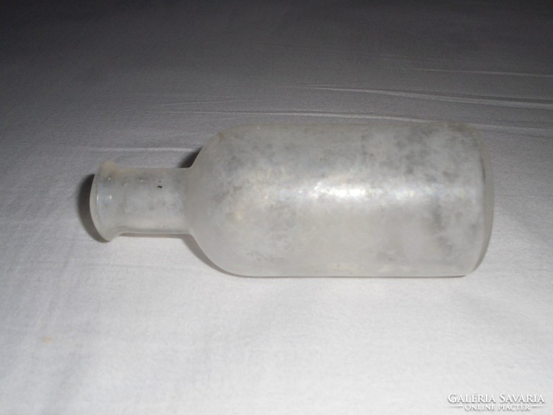 Antique small glass bottle - pharmacy medicine - 100 s.A. Signage - from the early 1900s