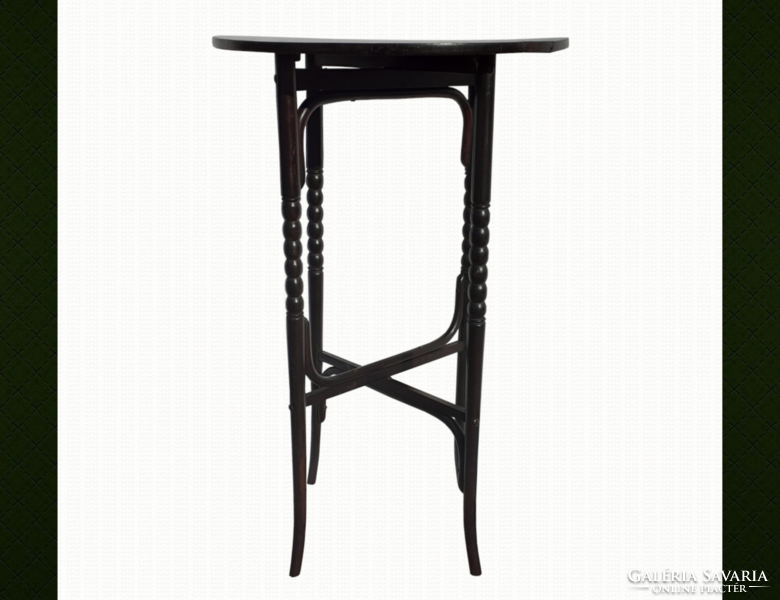 Exceptional mundus side table - can be opened, closed, varied