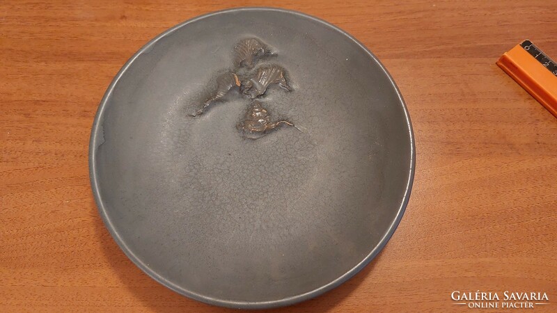 (K) karsay judit ceramic decorative plate, damage photographed.