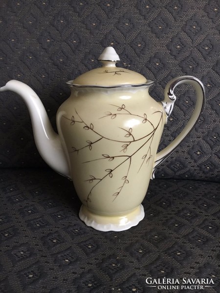 Hand-painted porcelain jug by éva Bakos, with platinum decor