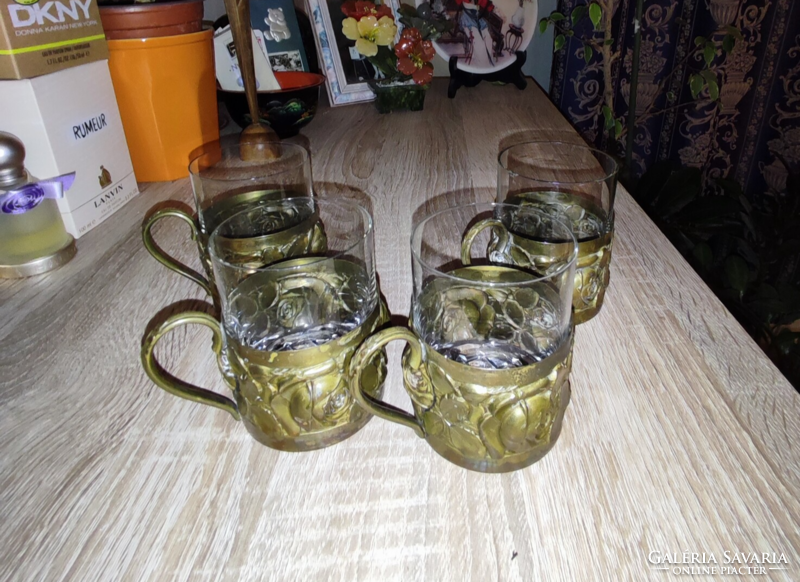 Glass cups in a copper holder (4 pcs.)