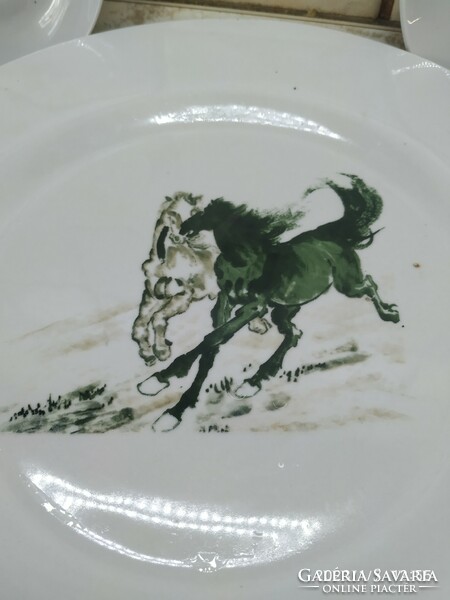 Plate and jug with galloping horse decoration for sale! Beautiful galloping horse