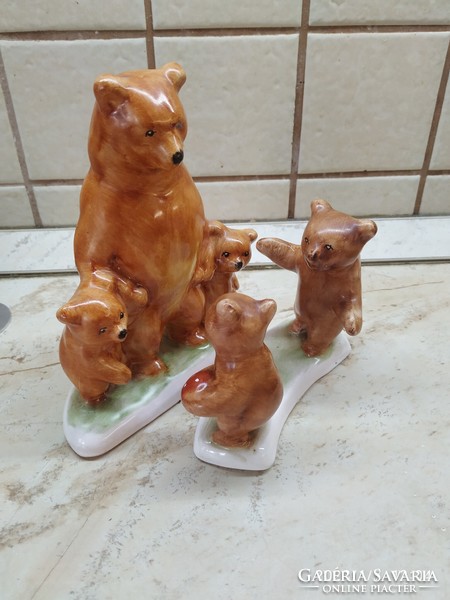 Ceramic bear with small bows, 2 pieces for sale!