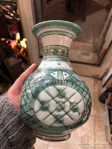 Gorka ceramic vase, 20 cm high flawless creation.