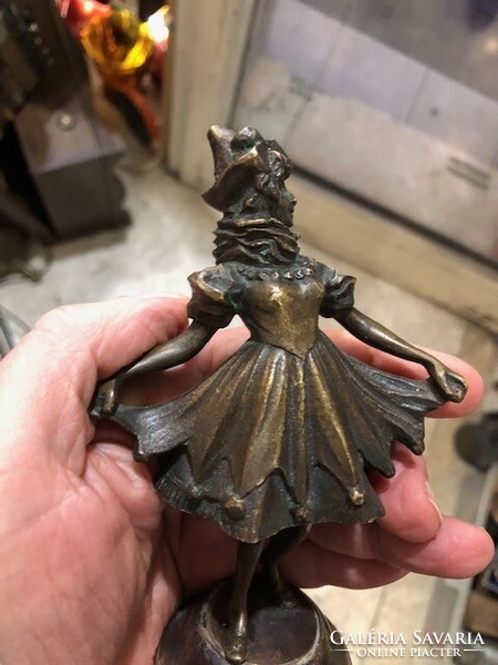 Art Nouveau bronze dancer statue, 16 cm beauty.