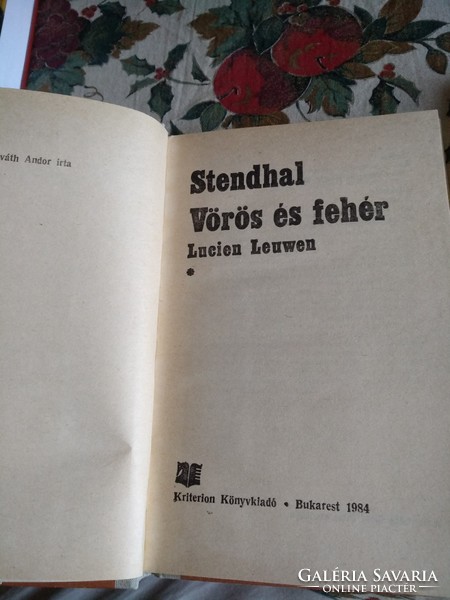 Stendhal: Vörös és fehér, alkudható!