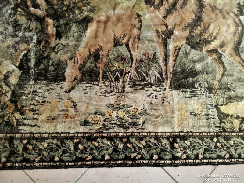 Deer - antique silk moquette tapestry