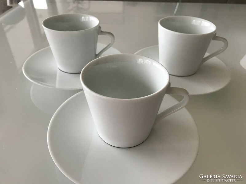 Nespresso porcelain cups, design by andrèe putman