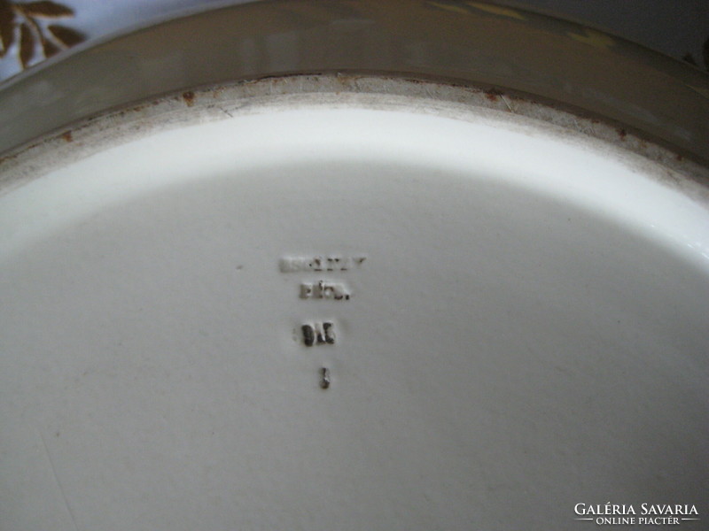 Zsolnay , porcelán-majolika  , nagyméretű  mosdó tál ,  makulátlan  állapotban     50  cm